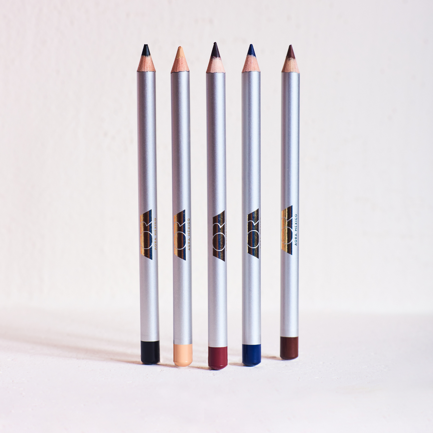 AORA MAKEUP