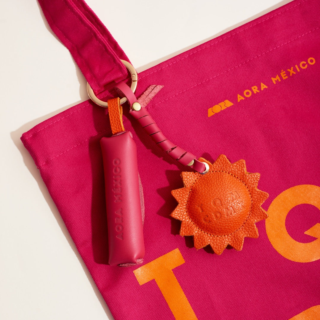 Solecito Carrier Charm