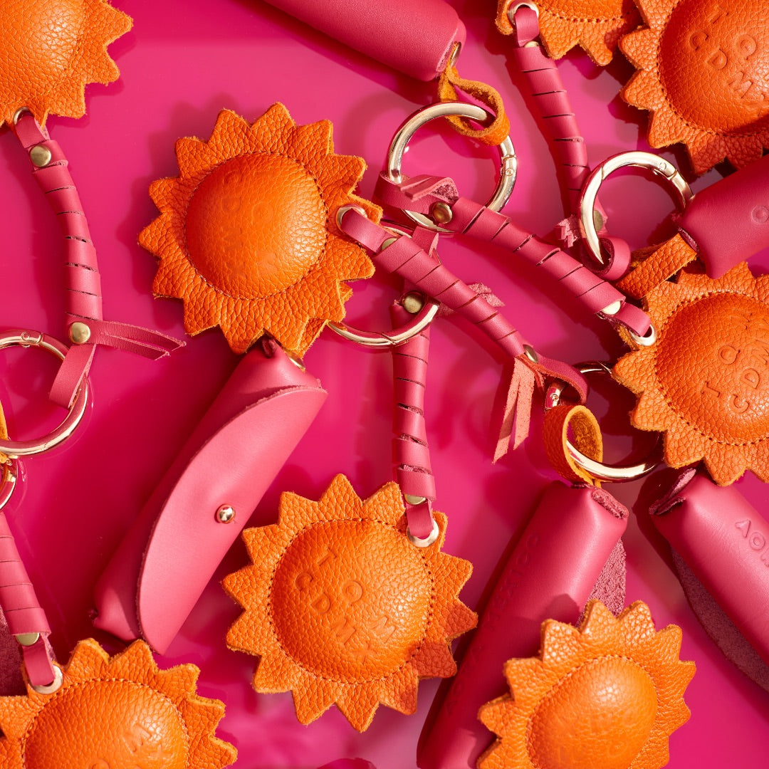 Solecito Carrier Charm – AORA MAKEUP