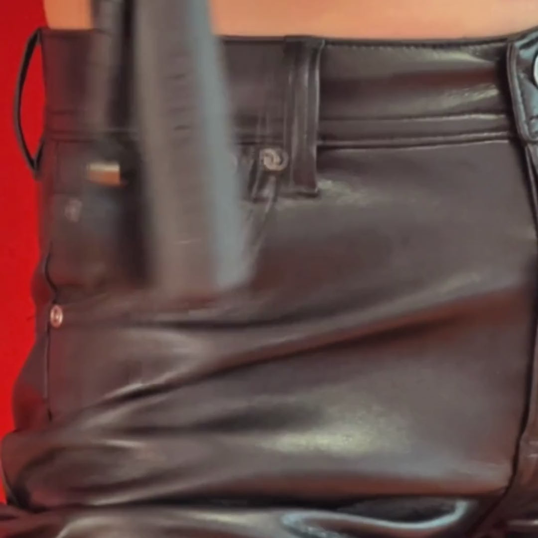 Load video: After Dark Traveler Duo